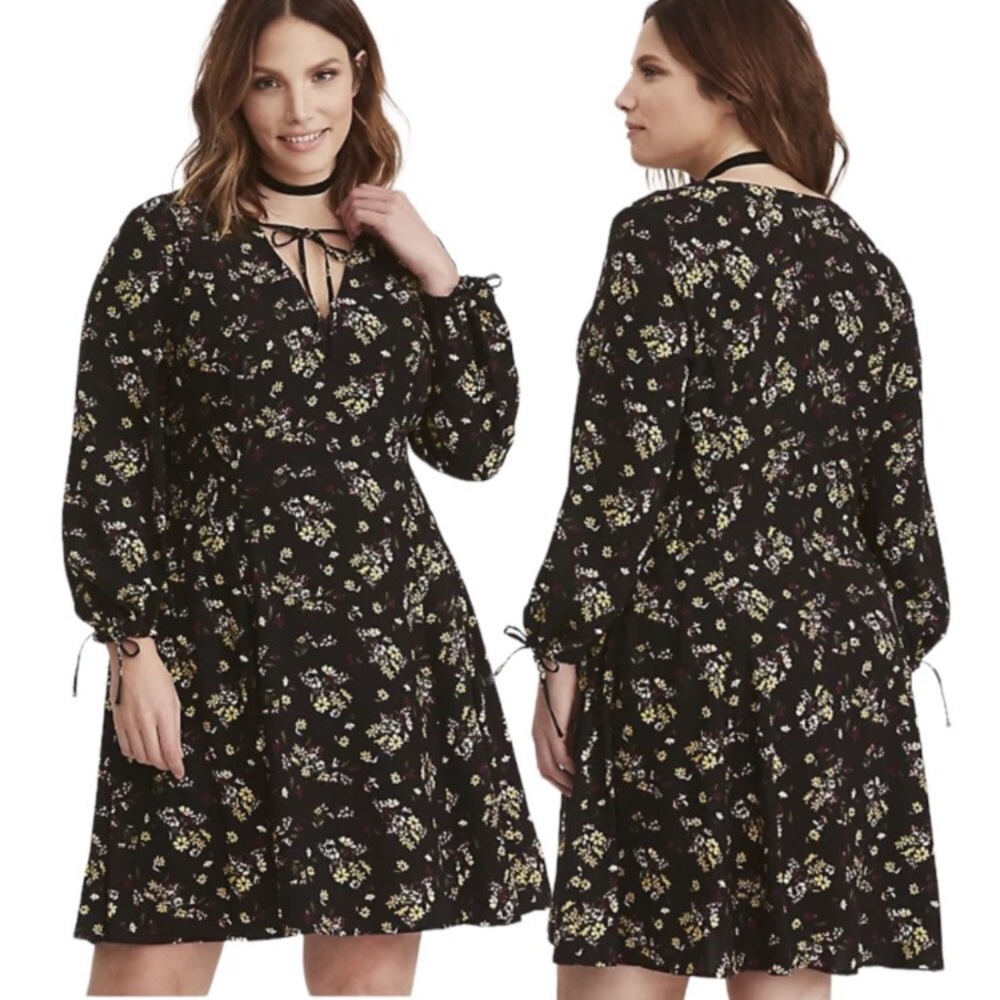 Torrid Floral Print Multicolor Challis Smocked Waist Dress Black Size 2X